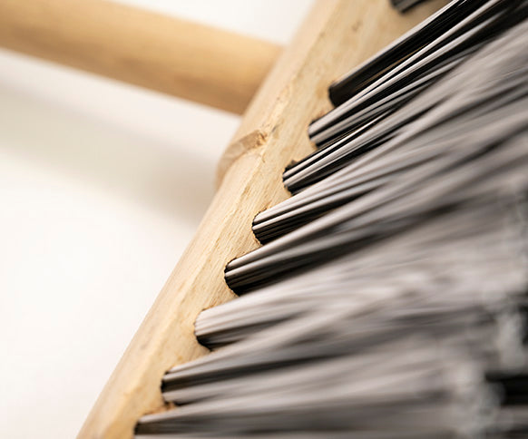 Everyday Round-backed Wooden Yard Broom With Handle - Stiff